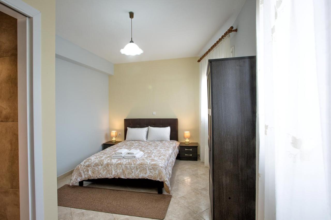 Peramos Rent House Apartamento Néa Péramos Exterior foto
